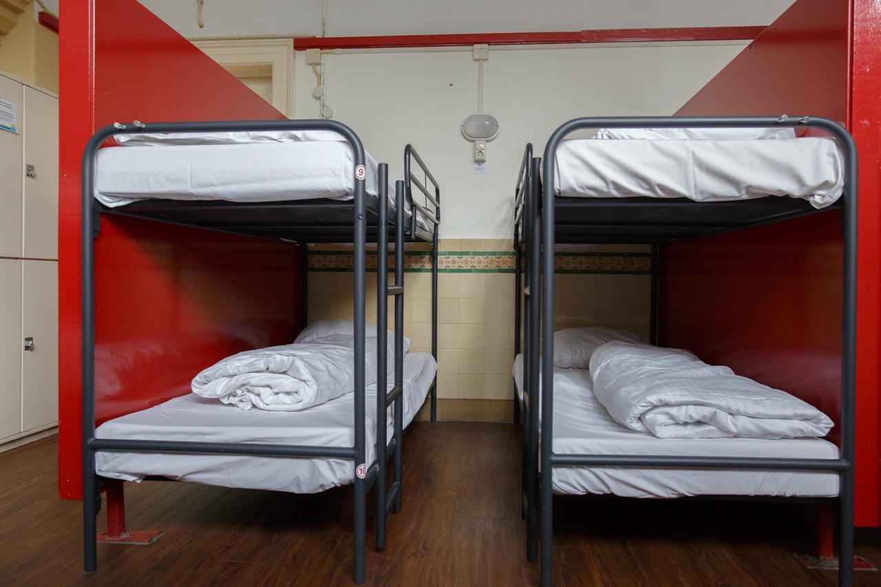 Shelter City Christian Hostel Амстердам Екстер'єр фото